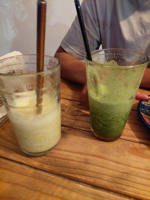 Juices, we were to greedy to take the picture first 🙊 at Suculenta in Tulum