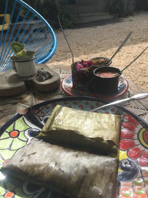 Tamales, en el patio de Suculenta Tamalería, Tulum. Foto / agosto 2019. at Suculenta in Tulum