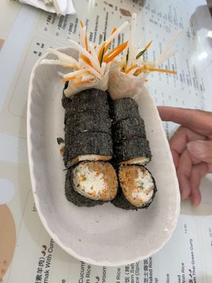 seaweed roll  at Pure Heart Vegetarian - 心灵之素 in Kuala Lumpur