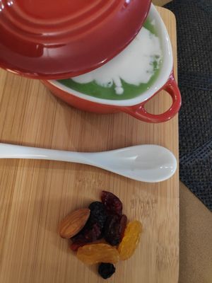 Dessert at Le P'tit Pré Chez Lan in Paris