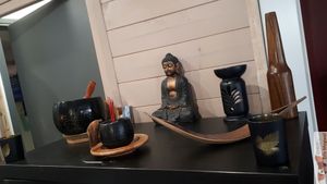 Decoration at Le P'tit Pré Chez Lan in Paris