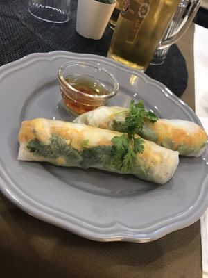 Rouleaux vietnamiens at Le P'tit Pré Chez Lan in Paris