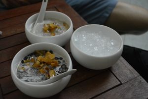 a-ma-zing dessert (che) at Bao An Vegan (formerly Vegan Banhmi) in Hanoi