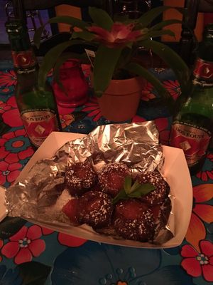 Sugarbombs at La Botanica in San Antonio