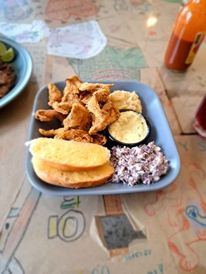 Las setas estilo KFC, mis favoritas. at La Ruta Vegana in Mazatlan