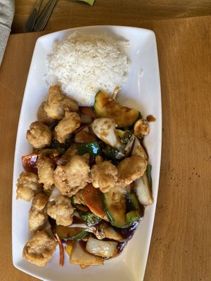 crispy vegan chicken   at Sampan in Frankfurt