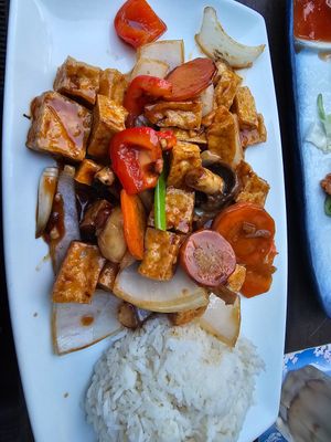 Veganes Tofu Süß-Sauer at Sampan in Frankfurt