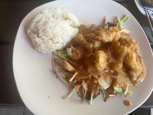 Crispy chicken in peanut sauce 🥜   at Sampan in Frankfurt