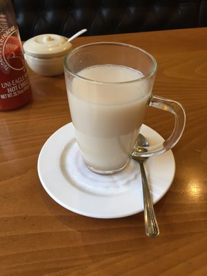Almond tea (3,20€) at Sampan in Frankfurt