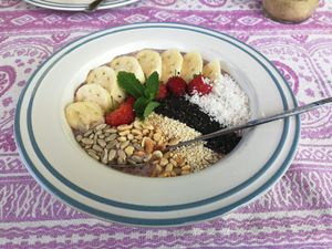 Smoothie Bowl at FatCat in Pai