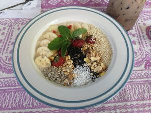 Smoothie Bowl at FatCat in Pai