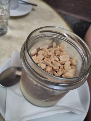 Vegan snickers dessert at Retro in Gdansk