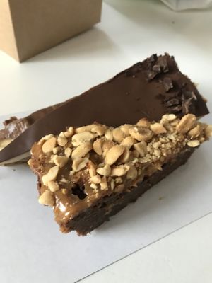 Salted peanut butter brownie and vegan banoffee pie at Retro in Gdansk