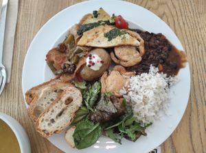 Lunch plate 1 at daTerra - Baixa in Porto