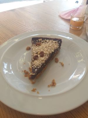 Das melhores sobremesas vegan que já comi 😍 at daTerra - Baixa in Porto