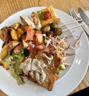 Buffet livre 9,50€ (seg a sexta)   at daTerra - Baixa in Porto