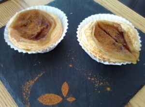 Pasteizinhos de Belém veganos at daTerra - Baixa in Porto