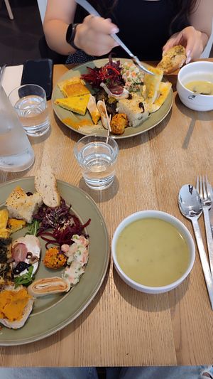 Mesa at daTerra - Baixa in Porto