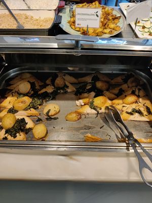 Tofu with potatoes and chard at daTerra - Baixa in Porto