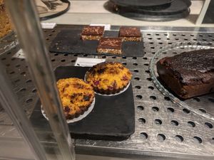 Crumbles and rice crisps at daTerra - Baixa in Porto