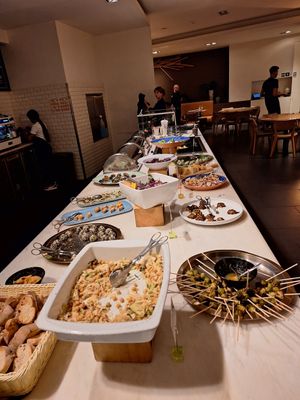 Buffet spread at daTerra - Baixa in Porto