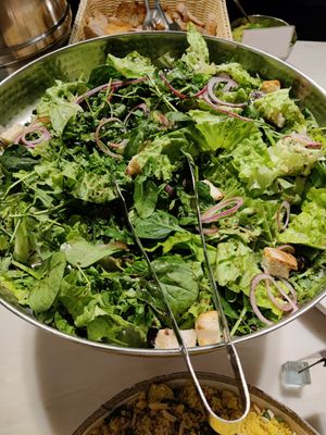 Green salad at daTerra - Baixa in Porto