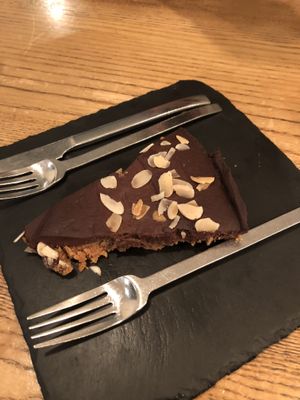 Chocolate cake was delicious at daTerra - Baixa in Porto