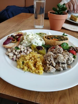 Lunch buffet at daTerra - Baixa in Porto