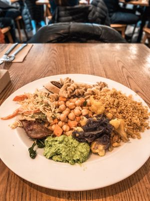 Vegan Lunch all you can eat buffet (8,50€ until 15:30) - picture from January 2020 at daTerra - Baixa in Porto