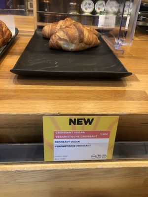   at EXKi - Bolivar in Brussels