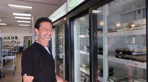 Dr. Riz shopping at Nature's Plate - Lake Highlands in Dallas