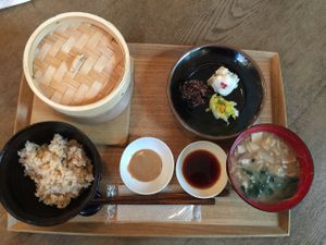 Steamed veggies, brown rice, vegan miso and appetizers  at Brown Rice ブラウンライス in Tokyo