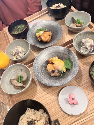 Seasonal set menu   at Brown Rice ブラウンライス in Tokyo