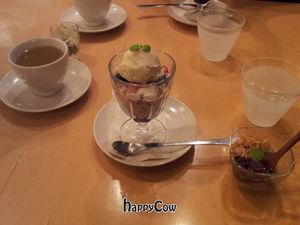 Parfait and some kind of red bean desert at Brown Rice ブラウンライス in Tokyo