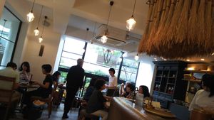 Inside at Brown Rice ブラウンライス in Tokyo