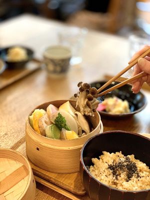 Steamed seasonal vegetables at Brown Rice ブラウンライス in Tokyo