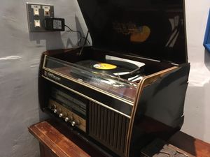 Record player at Chì Kàn Xǐ Lóu 赤崁璽樓 in Tainan