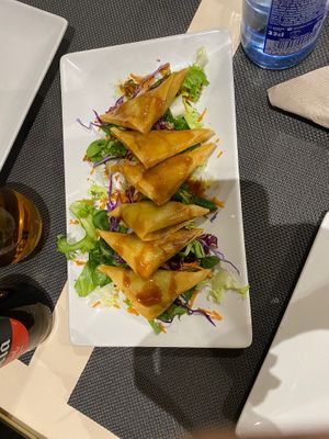 Samosas at Bambú in Vigo
