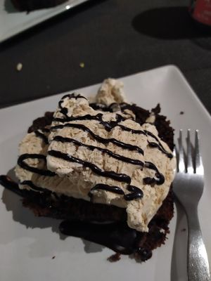 Brownie with ice-cream at Bambú in Vigo