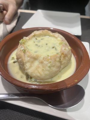 Fondue de queso con jalapeños  at Bambú in Vigo