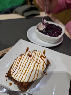 Zalige wortel cake at Bambú in Vigo