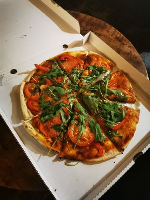 Awesome pizza for delivery at Lolaparoli in Aachen