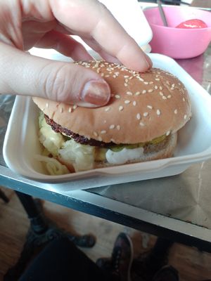 Classic Burger (nur Mittwochs gibts Burger) at Lolaparoli in Aachen