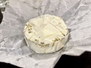 Vegan Camembert  at Väcka in Barcelona