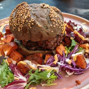 Hamburguesa at Väcka in Barcelona