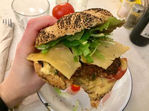 house burger  at Väcka in Barcelona