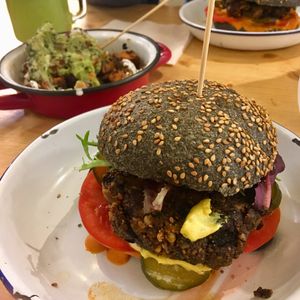 Väcka burger with fried sweet potato and guacamole  at Väcka in Barcelona