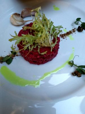vegan tartar steak at Etnosvet in Prague