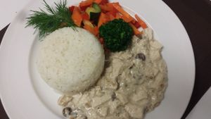 STROGANOGG TOFU & MUSHROOMS at Svarog in Guardamar Del Segura