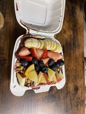 Açaí bowl  at HiBlend Health Bar and Cafe in Honolulu